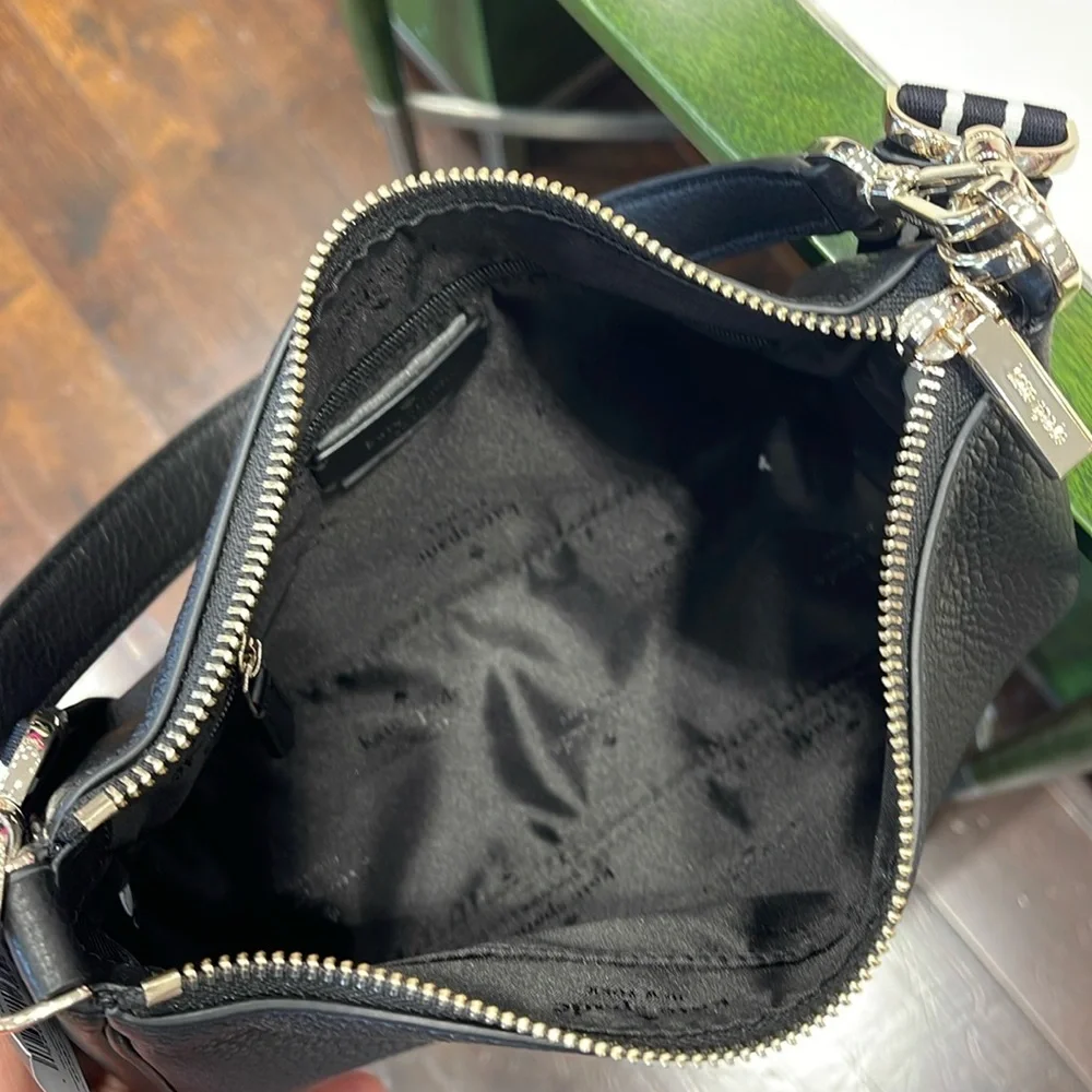 Kate Spade Rosie Shoulder Bag With Tech Attachment AirPod 
Black 
NWT - Picture 12 of 16